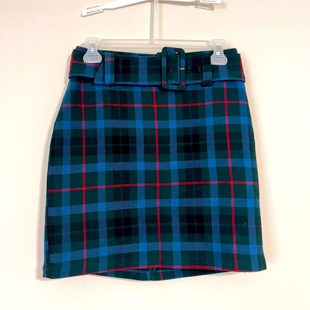 Forever 21 skirt medium size.